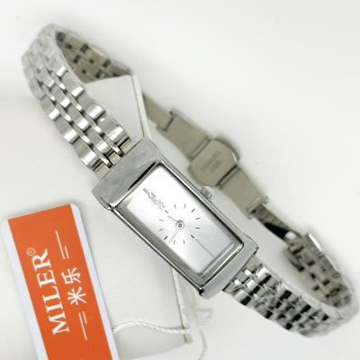 China Classic Luminous Ladies Fashion Wrist Watches Stainless Steel With Buckle Closure for sale