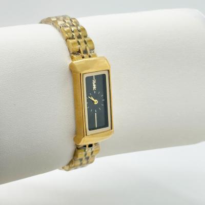 China Schwarze Uhr Luxus-Damen-Stylische Armbanduhr mit Edelstahl-Gürtel zu verkaufen