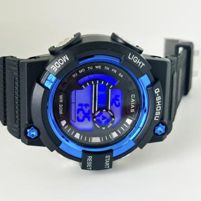 Chine Montres numériques à cadran noir avec bande de silicone à vendre