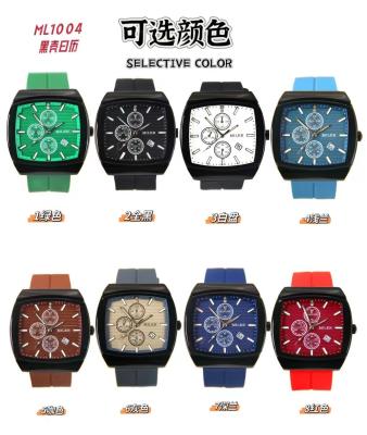 Chine Manufacture en gros de montres de poignet en silicone quartz avec résistance aux chocs et aux rayures à vendre