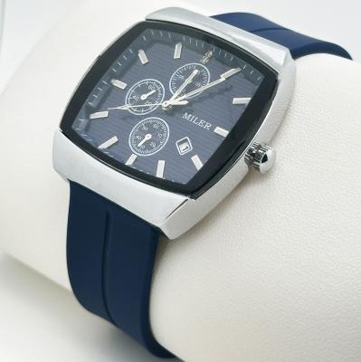 Chine Montres de poignet de travail de grande taille à cadran décontracté Montres de quartz pour hommes avec sangle en silicone à vendre