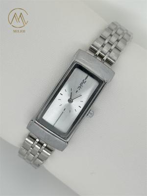 Chine Logo personnalisé Mode Horloge de poignet de quartz Horloge de femme avec sangle métallique à vendre