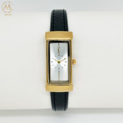 Chine Logo personnalisé mode montre de poignet de quartz pour femmes affichage analogique à vendre