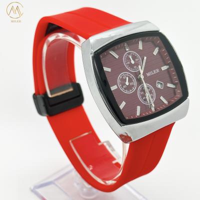 Chine Résistant à l'eau montres en silicone pour hommes quartz mouvement logo personnalisé à vendre