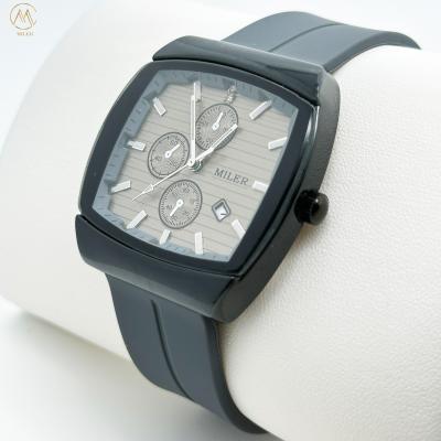 China Fashion Style Business Men Quartz Wrist Watch With Silicone Strap for sale