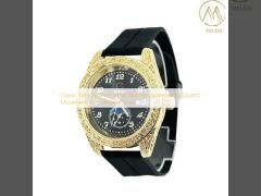 Classic Men Women Wrist Watches powered by Quartz Movement with Silicone Strap