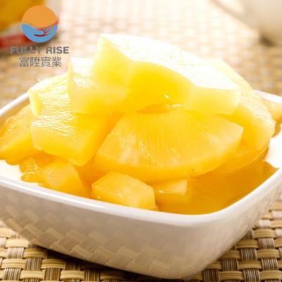 China Sweet Taste Canned Pineapple In Light Syrup Canned Fruit Export for sale