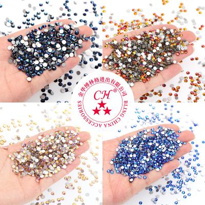 China Factory Wholesale 14400pcs Hotfix Rhinestone Sticker Non Shinning Glass With Flat Back Bulk Package Te koop