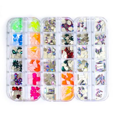 China Fashionable High Quality 12 Grids Multi Shapes Colored Rhinestones Rhinestones Nail Art Crystal ab Te koop