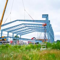 Chine Bâtiment galvanisé préfabriqué de structure de cadre en acier de panneau d'unité centrale à vendre