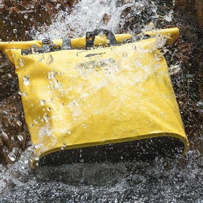 China Outdoor Luxury 45L Travel Waterproof Fusion Technology High Frequency Tension PVC Material Bags Large Multifunctional Luggage Duffle Bag for sale