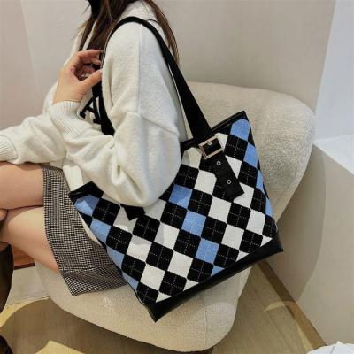 China PORTABLE INS Vintage Women Canvas Handbags Ladies Fashion Bags Contrast Color Plaid Large Capacity Shoulder Handbags Tote Bags for sale