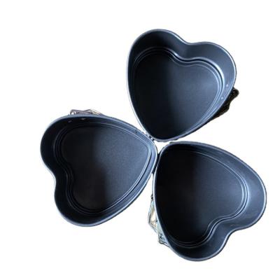 China Durable Galvanized 12cm Mini Small Heart Shape Spring Cake Pan With Lock And Removable Bottom Non-stick Coating Baking Cake Pan for sale