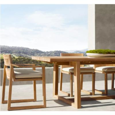 China Hotel Modern Nordic Natural Teak Patio Garden Design Dining Set Table And Chairs Outdoor Solid Wood Furniture à venda