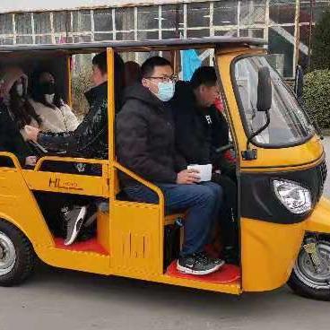 China Passenger A tricycle which can earn money and attract customers for sale