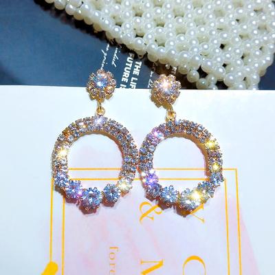 China ALI990099 FASHIONABLE Temperament Korean Geometric Rhinestone Drop Earrings For Women Fashionable Bisuteria for sale