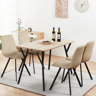 China Newest HOT SELLING Nordic Solid Wood Household Dining Table Set / Walnut Dining Table for sale