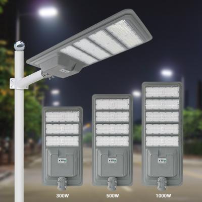 China ROUTE 300 500 1000 Energy Saving Solar Led Street Lights Ip66 Outdoor Aluminum Watts All In One Street Light for sale