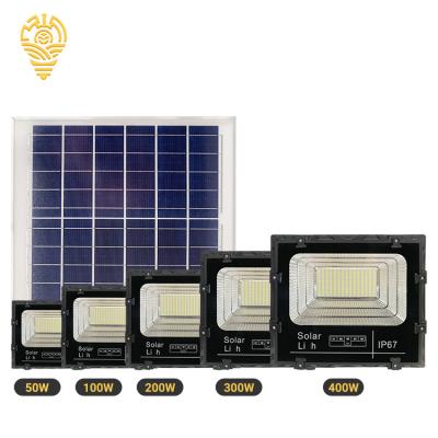 China Garden High Power Waterproof ABS Smd Ip67 Remote Control Floodlight 50w 100w 200w 300w 400w Outdoor Solar Led Flood Light for sale