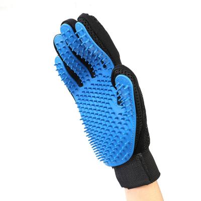 China Durable Solf Silicone Massage Pet Bath Glove / Durable Pet Grooming Glove Brush For Dog And Cat for sale