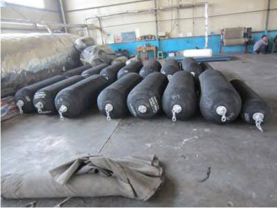 China Floating marine fender pneumatic sling type without tyre net for sale