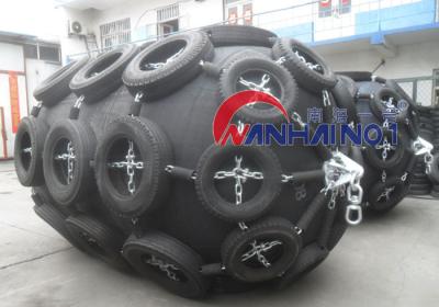 China Yokohama Type Marine Rubber Fender Pneumatic With Tyre Chain for sale