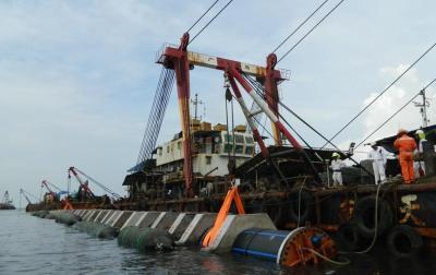 Китай Раздувная морская резиновая воздушная подушка для подводного трубопровода кладя проект продается