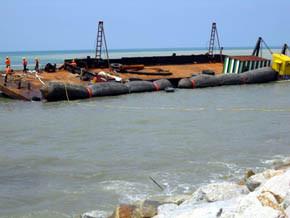 Chine Hauts airbags flexibles de récupération en mer pour des tonnes submergées de flottabilité de la récupération de bateau 1 - 300 à vendre