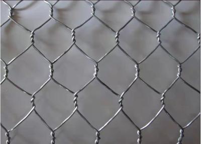 China O PVC durável do comprimento de Mesh Fencing 5m-50m do fio da galinha/coelho revestiu à venda