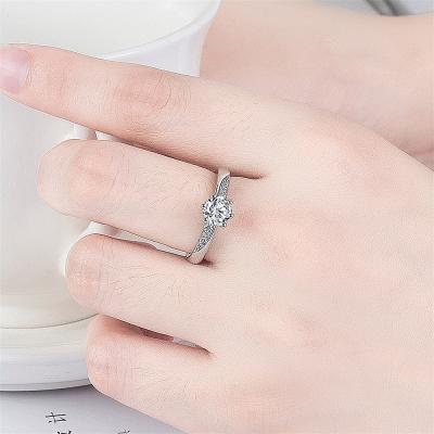 China CLASSIC White Gold Crystal Diamond Engagement Cut Wedding Zircon Rings For Women for sale