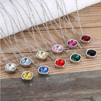 China CLASSIC Trendy Gemstones with Crystal Natural Necklace Gemstone Necklaces black white pendant for women for sale