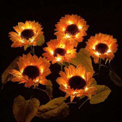 China Factory Promotion Outdoor Waterproof Solar Led Landscape Decoration LED Sunflower Sunflower Stake Lights Factory Promotion Water Proof For Yard Garden for sale