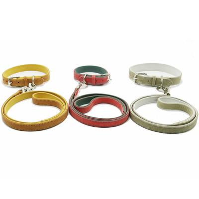 China Fashion Simple Solid Unique Durable Dog Accessories Pet Collar Dog Stocked Adjustable Retractable Collar for sale