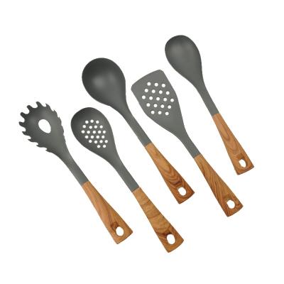 China Sustainable Kitchen Cooking Tool Spatula Nylon Slotted Food Grade Kitchenware Accessory Set for sale