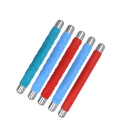 China Sustainable Premium Stainless Steel Embossing Tools Colorful Baking Silicone Pins for sale