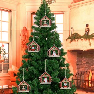 China Bulk Customized Handmade Christmas Wooden Ornaments Indoor Wooden Christmas Tree Hanging Ornaments for sale