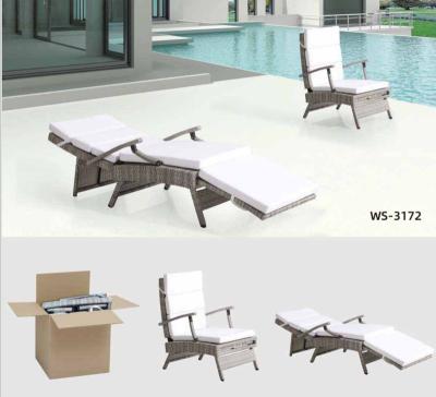 China Modern Outdoor Garden Beach Patio Rattan Convertible Foldable Wicker Lounge Chair for sale