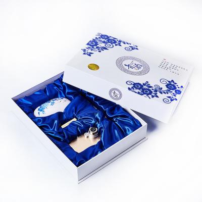 China Custom Luxury 4pcs Recyclable Pen Business Office Gift Box Set Mouse U Disk Gift Box With Silk for sale