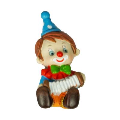 China Europe home decor resin clown small size tabletop figurine with accordion for sale