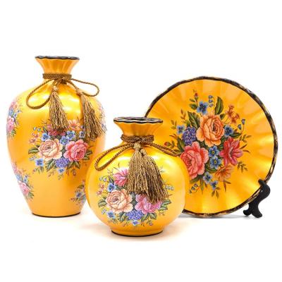 China Wholesale 3 Pcs Classic Home Decor European Vase Set, Gold Ceramic Flower Vase for sale