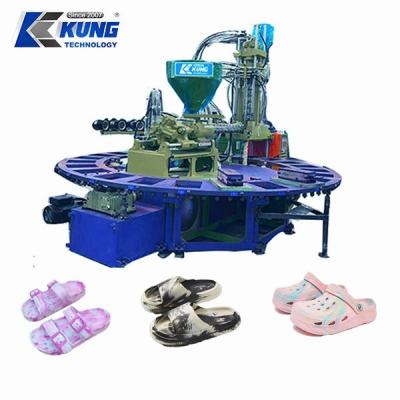 China Volledig automatische PVC-plastic mix-color luchtblazende injectie gietmachine Te koop