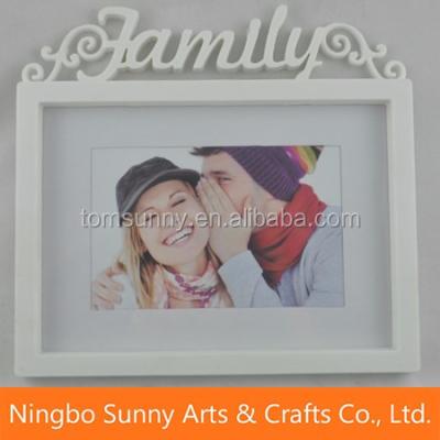 China Plastic Cheap Family Clip Photo Frame for sale