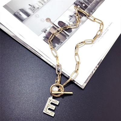 China Fashion Creativity Letter CLASSIC Personalization Zinc Alloy Necklace For Wife's Gift for sale