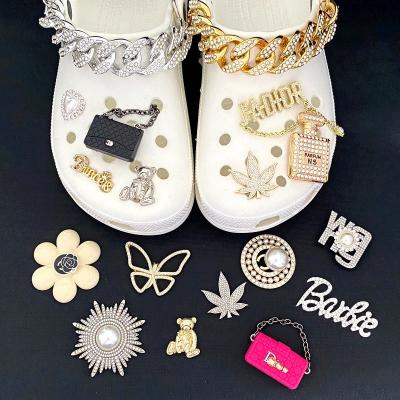 China Luxury Croc Shoe Decoration Mexican Croc Shoe Clog Jugs Charm For Kids Metal Bling Charms Accessories Designer Croc Diamond Charms for sale