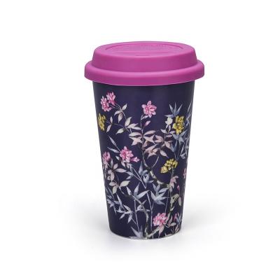 China Viable Custom Made Ceramic Travel Mug Chinoierie Vintage Porcelain Displacement Coffee Mug With Lid for sale