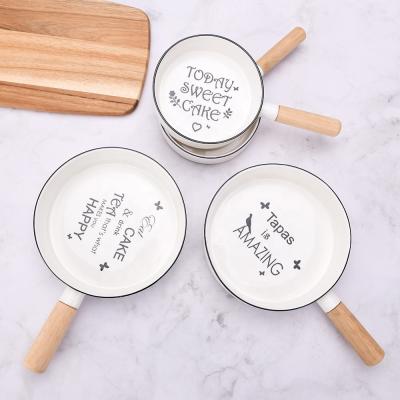 China New Bone China Tableware Viable Non Stick Frying Pan Ceramic Frying Pan With Wooden Handle for sale