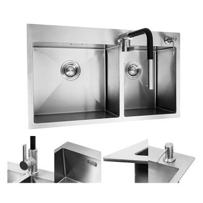 China Without Faucet Manufacturer Handmade Undermount Faucet Kitchen Sink 304 Stainless Steel Sink for sale