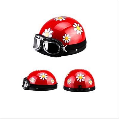 China Lovely 56-60cm Motorcycle Recycling Climbing Bicycle Welding Full Face OEM CE Unisex Electric Scooter Helmets for sale