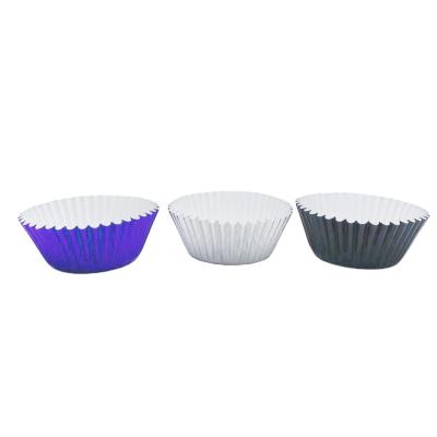 China Disposable Custom Roses Printed Greaseproof Muffin Paper Baking Cups for sale