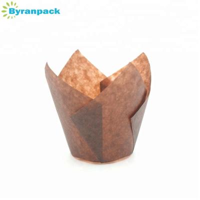 China Disposable Brown Tulip Style Baking Cups Non Stick Paper Muffin Cups Liners 200 for sale